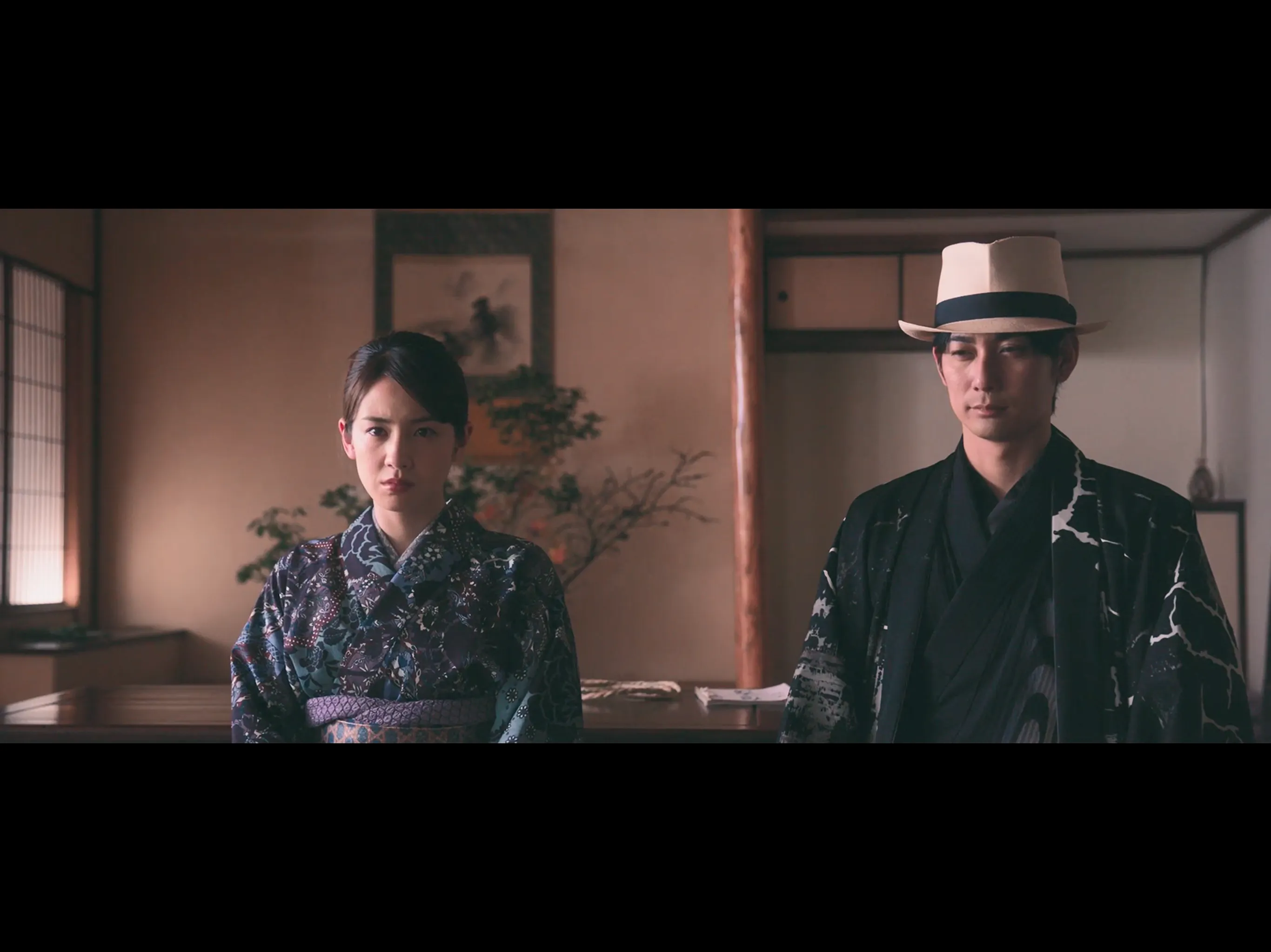 Centennial Case Shijima Story android screenshot